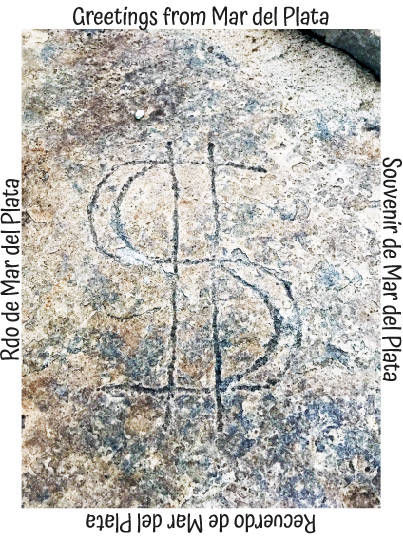 monumento natural tallas piedras mar del plata costa grafitti