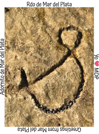 monumento natural tallas piedras mar del plata costa grafitti